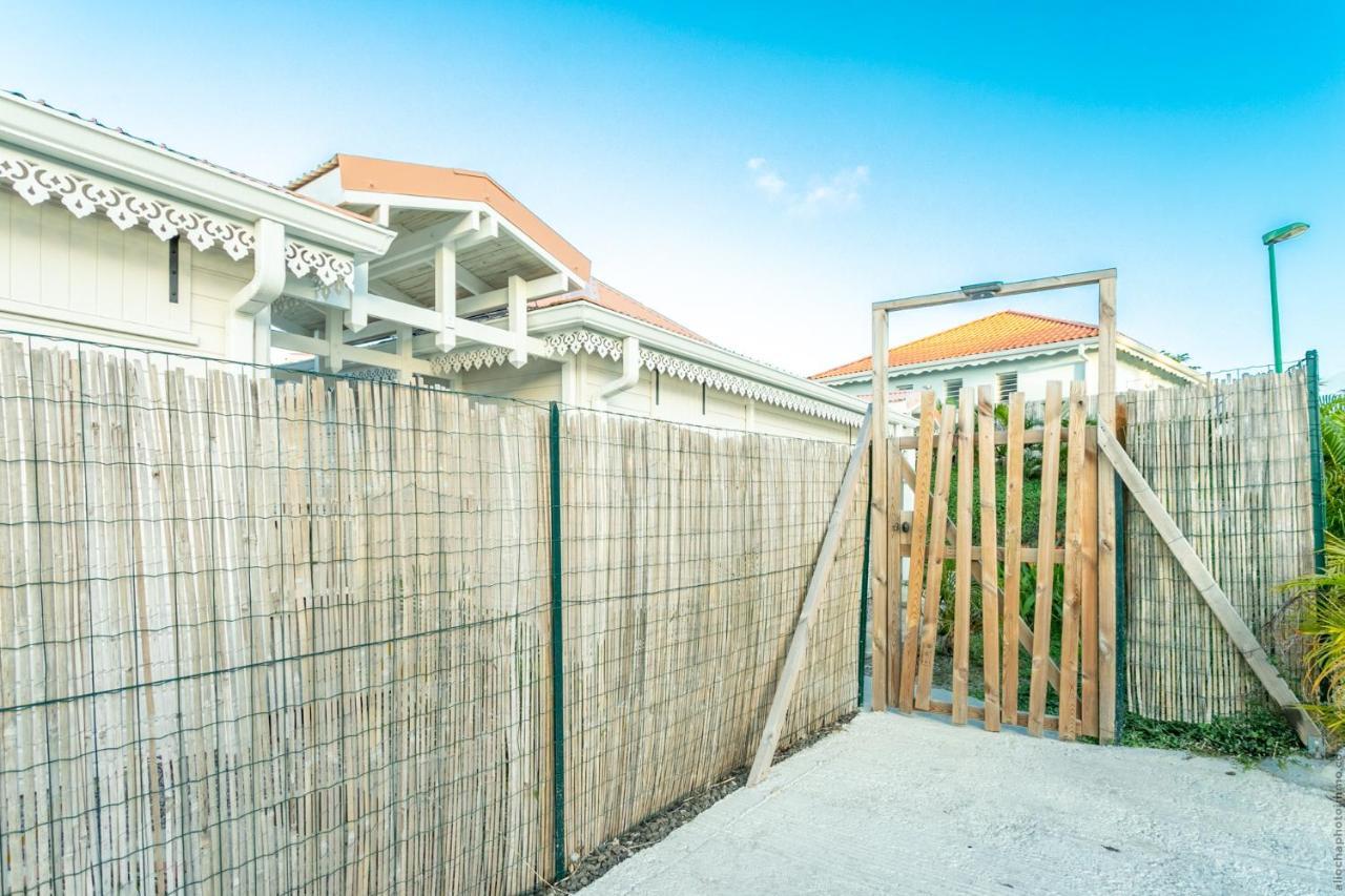 Bungalow Vanille Pacane - Vue Mer Avec Spa Prive Les Trois-Ilets Luaran gambar